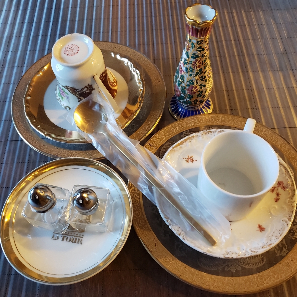 Mystery Estate Sale Tea Room - Picture 6 of 6